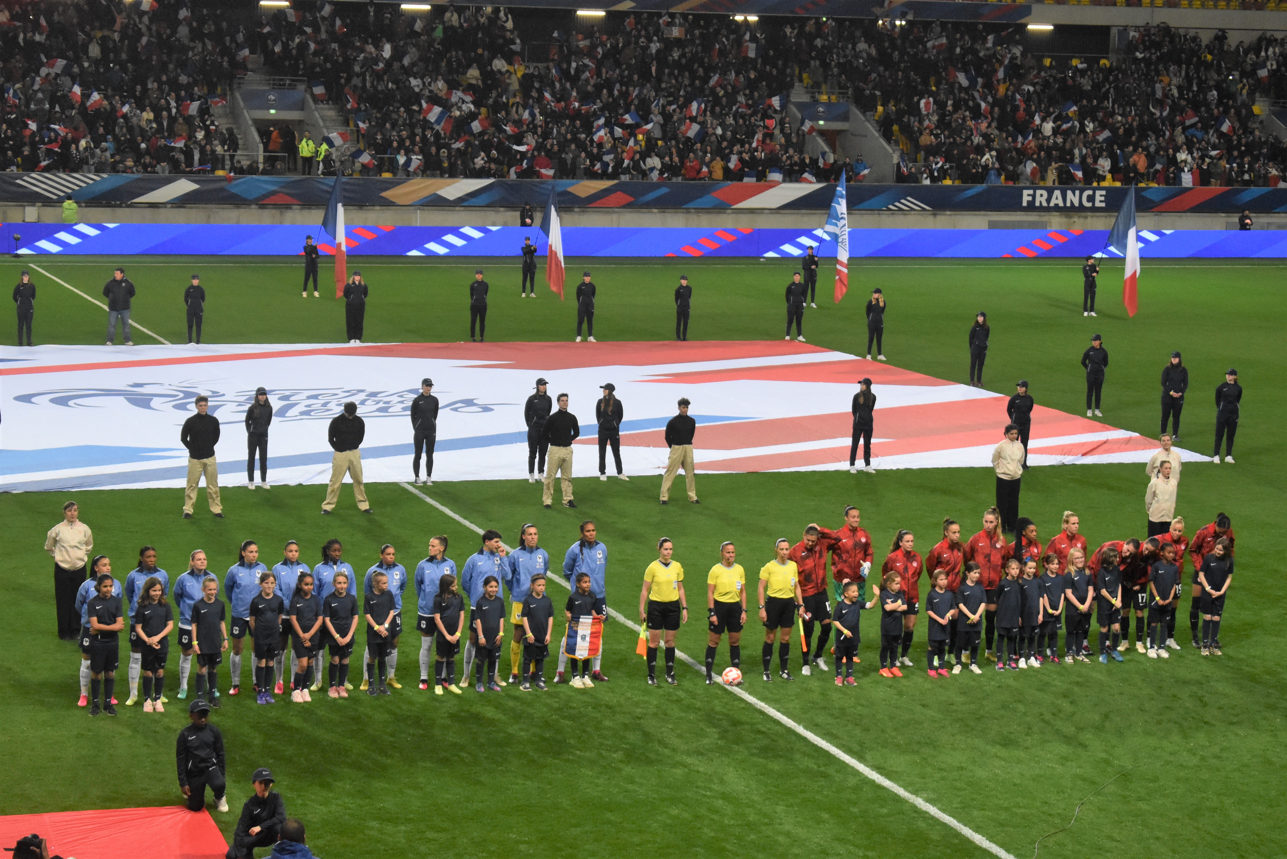 Les BLEUS Champions du Monde !!! Bravo – Ligue de Football des Pays de la  Loire